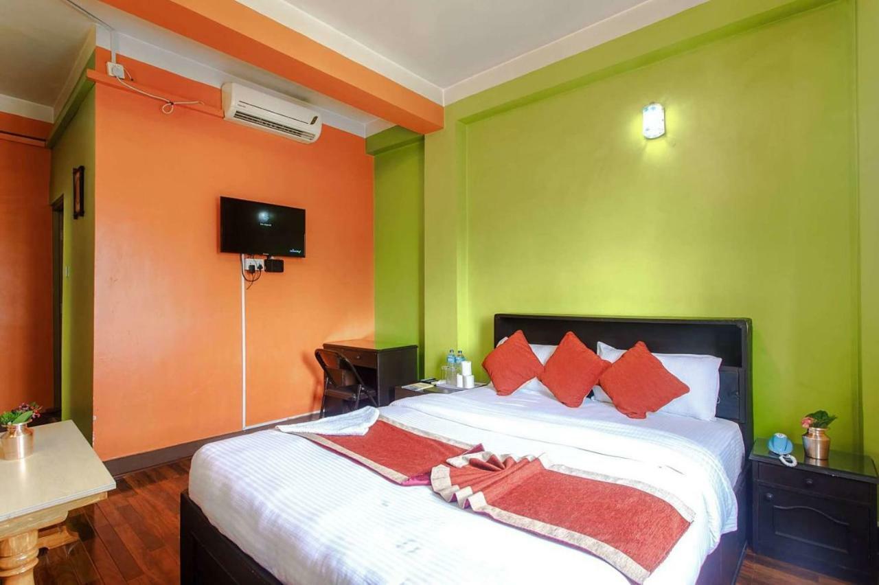 Nepal Ayurveda Home Катманду Екстериор снимка
